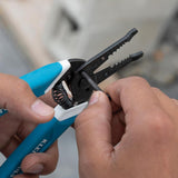 Klein Tools K11095 Klein-Kurve - Pelacables y cortador, para cable trenzado sólido de 8-18 AWG y 10-20 AWG, azul/blanco