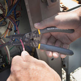 Klein Tools 1009 multiherramienta, pelacables, herramienta de prensado, cortador de alambre, herramienta eléctrica multiusos de nariz larga
